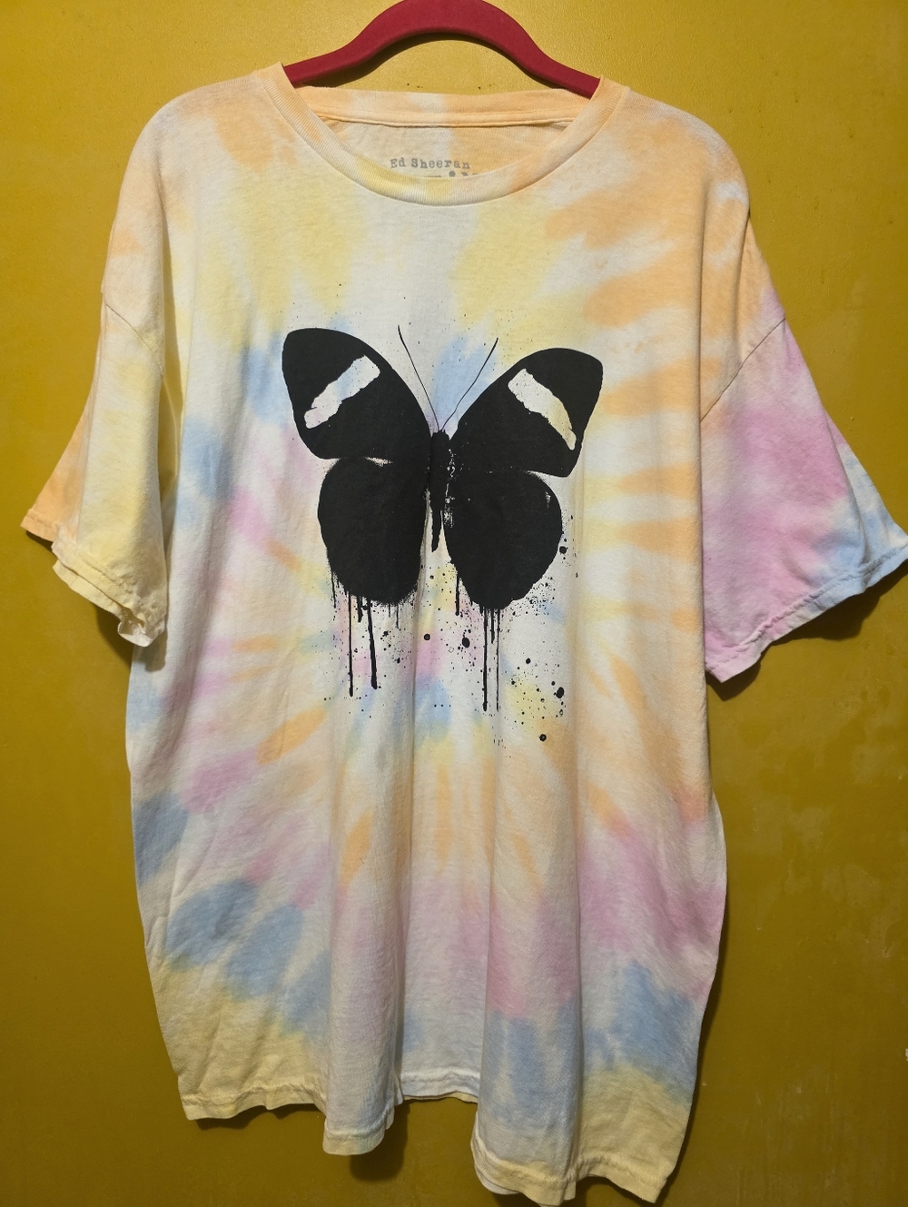 ED Sheeran Official Merch  Mathematics Tour shirt
